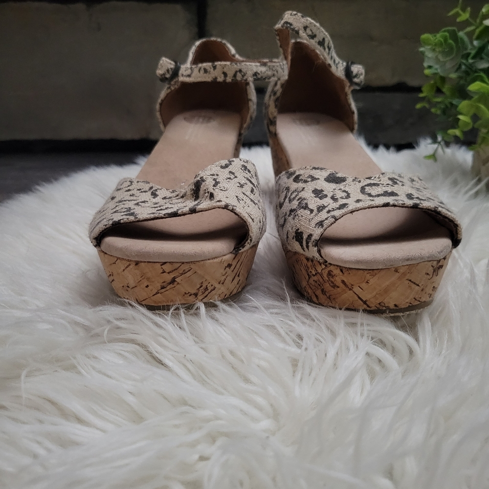 Leopard-Print Cork Platform Wedge Size 10 - image 4